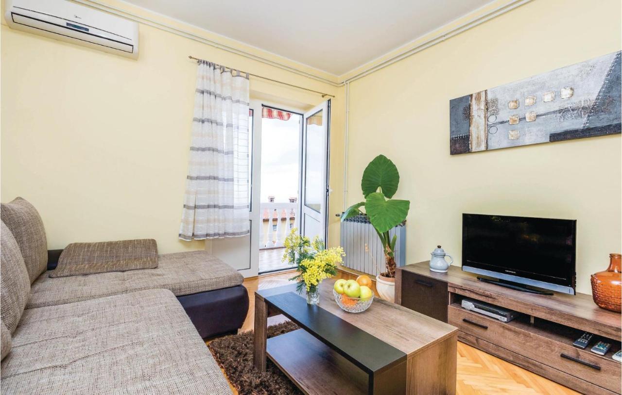 Lovely Apartment In Matulji With Kitchen 外观 照片